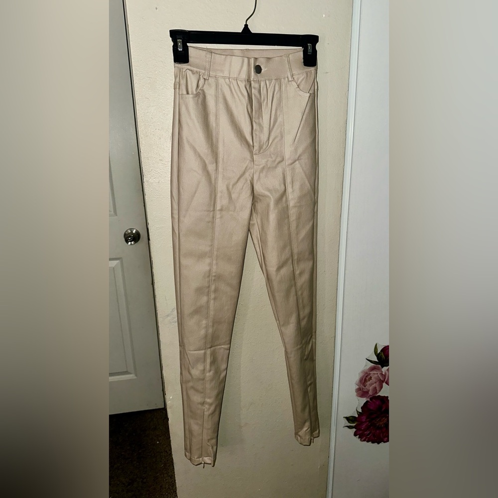 Men's Tan Pants